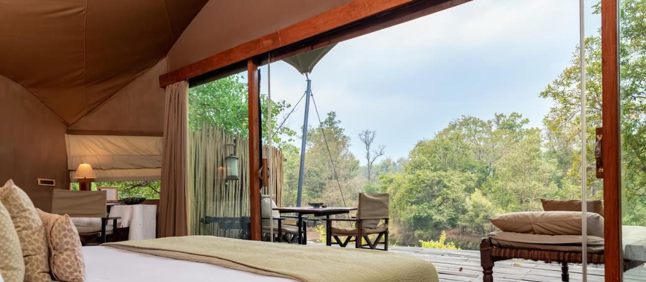 Banjaar Tola Kanha National Park - A Taj Safari Lodge Exterior foto